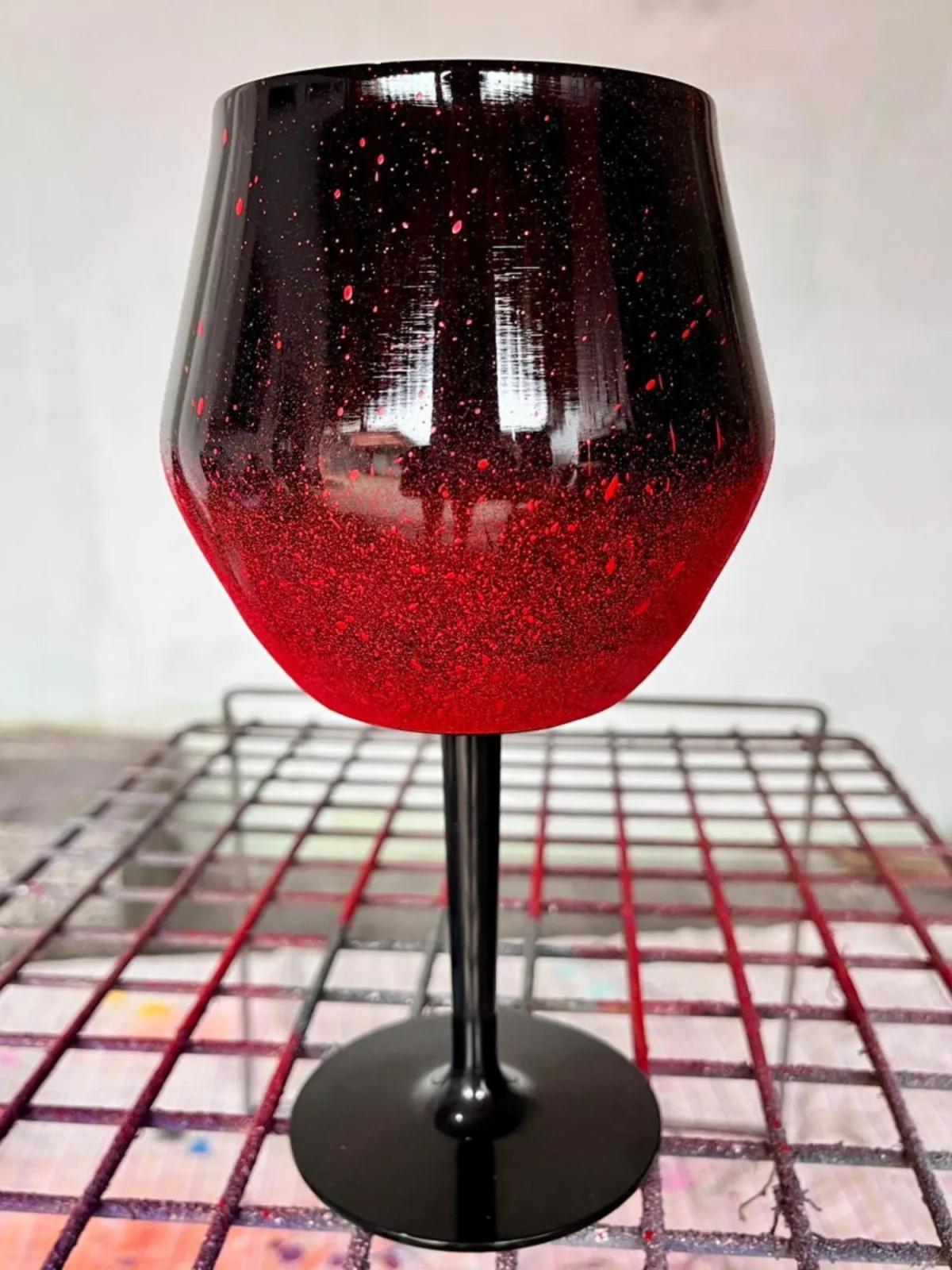 Taça com pintura artística para decoração