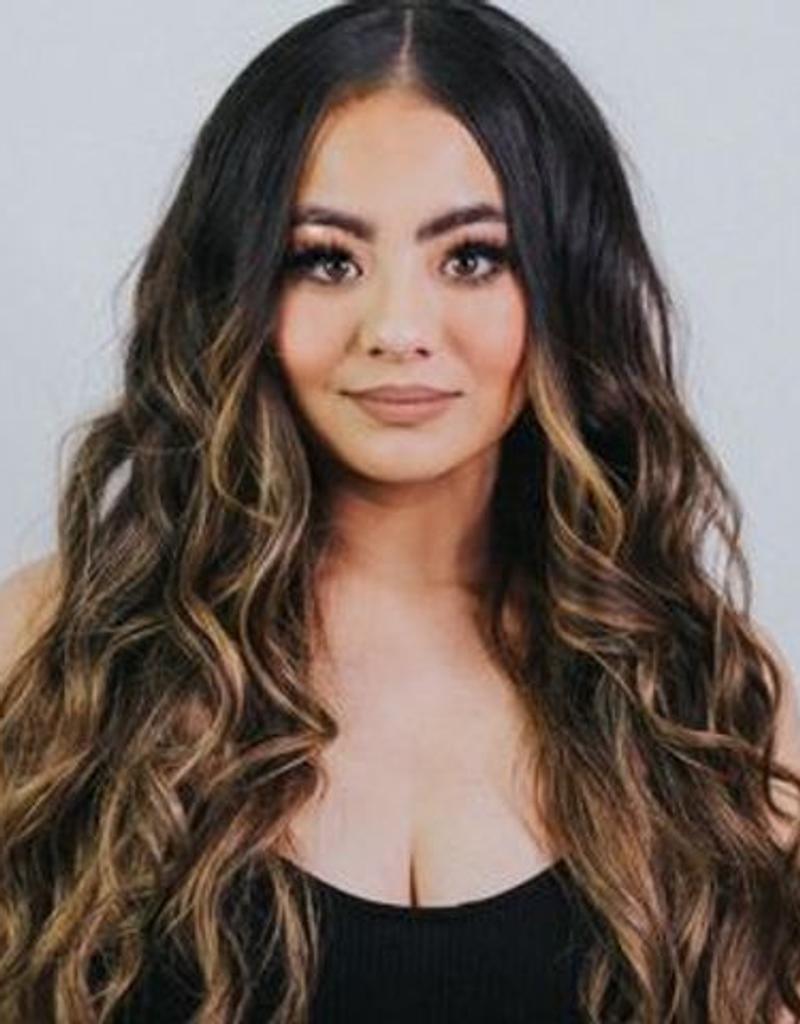 Naomi Barr