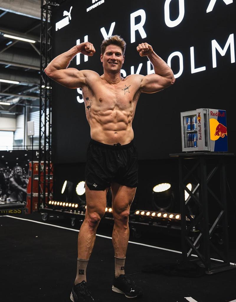 Hunter McIntyre