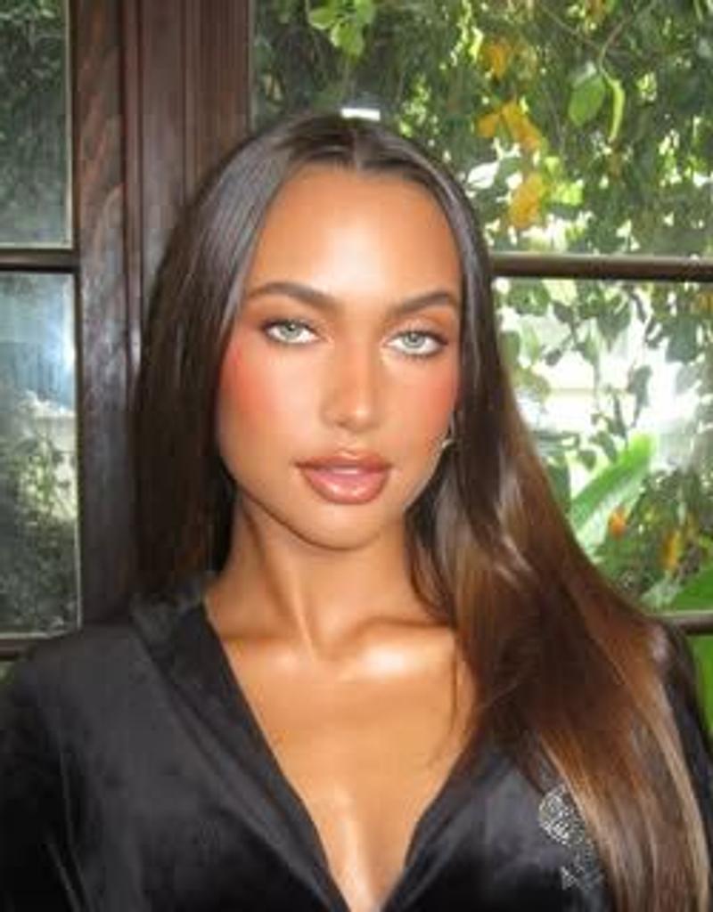 Kamila Davies