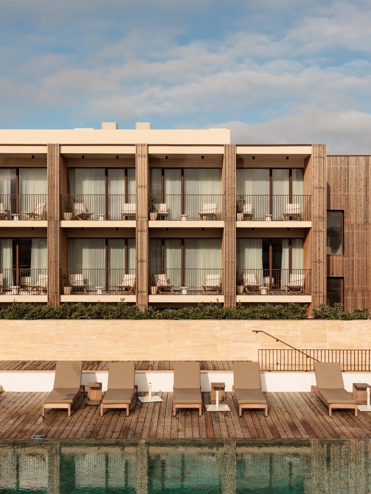 Aethos - Hotel Exterior Photograph