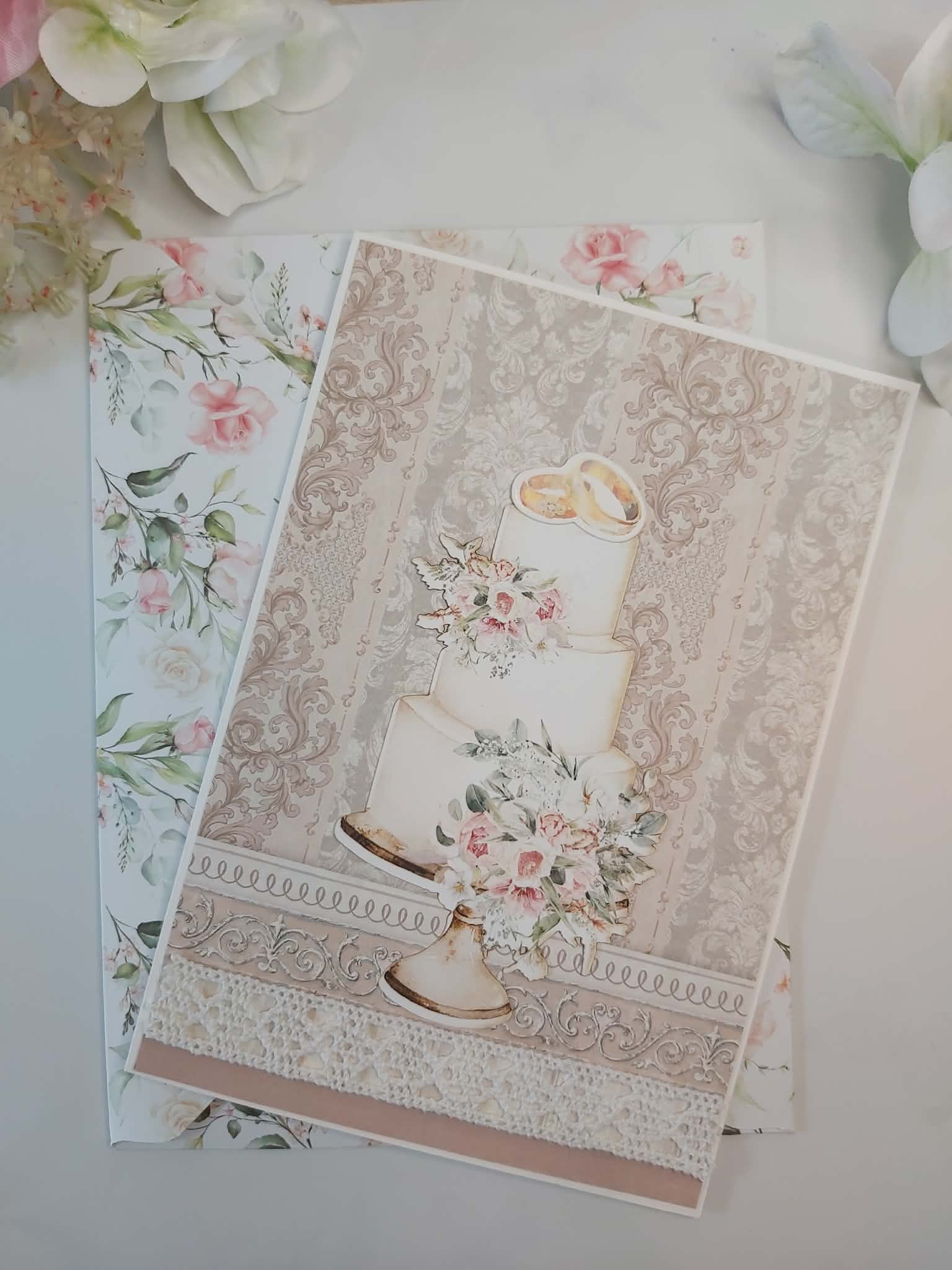 gratulácia ku svadbe elegantne kremove blahoželanie novomanželom