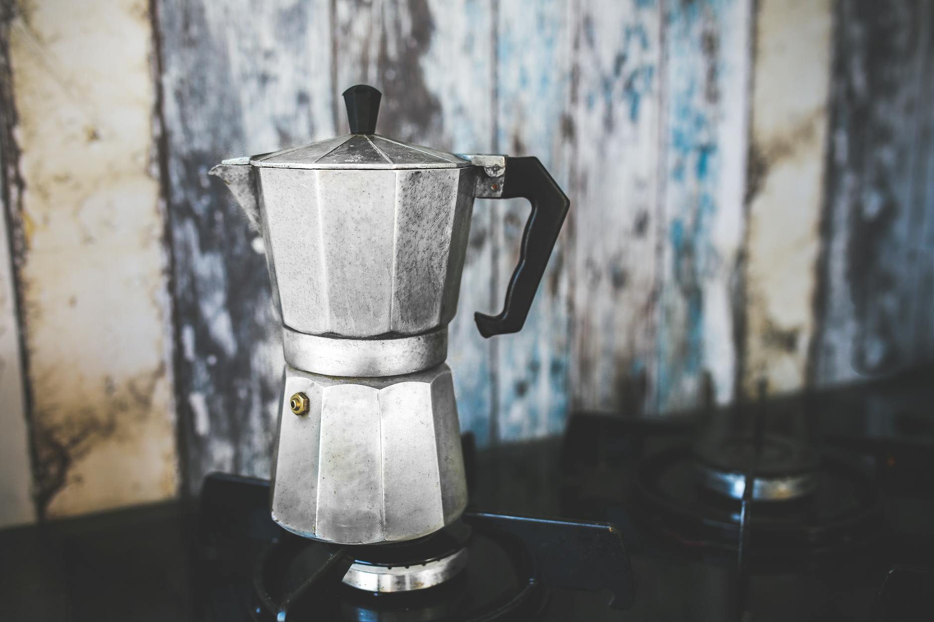 Moka Pot vs Percolator: Taste Difference