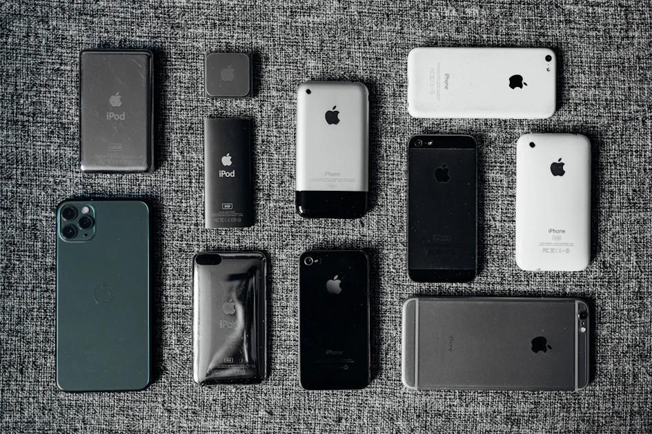 Smartphones on balance scale