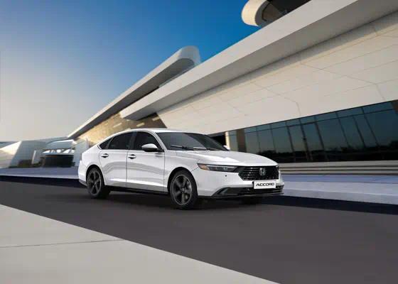 هوندا Accord LX