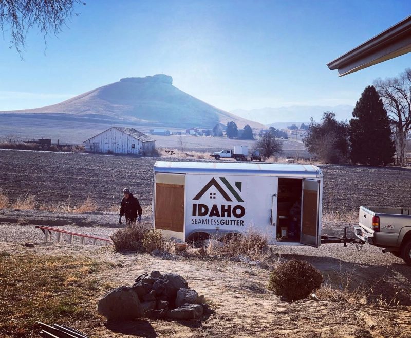 Gutter installation crew in Marsing, Idaho