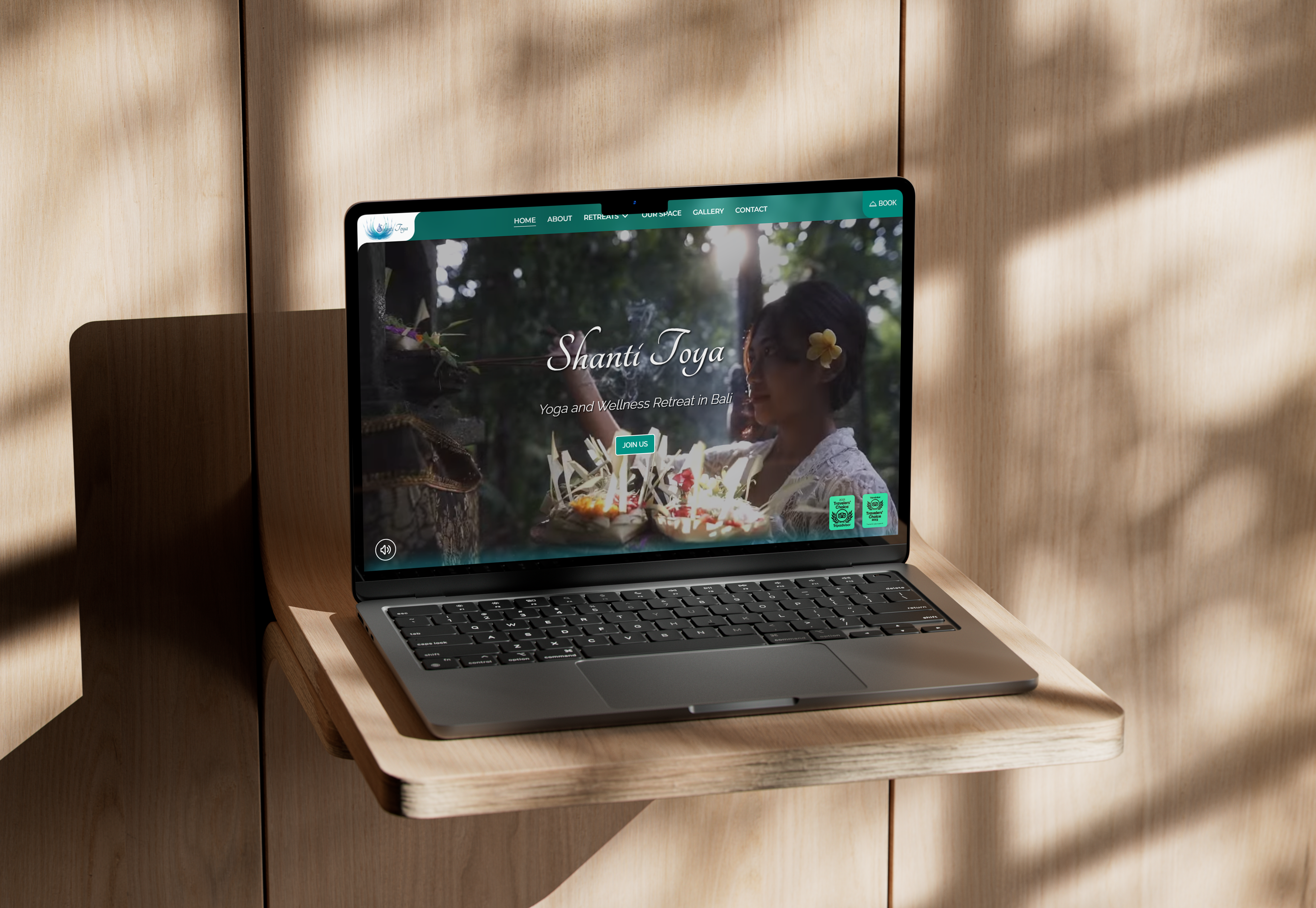 Shanti Toya website homepage