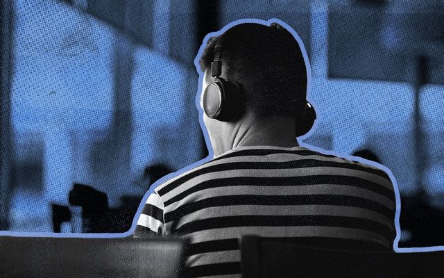 How to Use Call Monitoring: 9 Scenarios to Listen, Whisper, or Barge a Sales Call