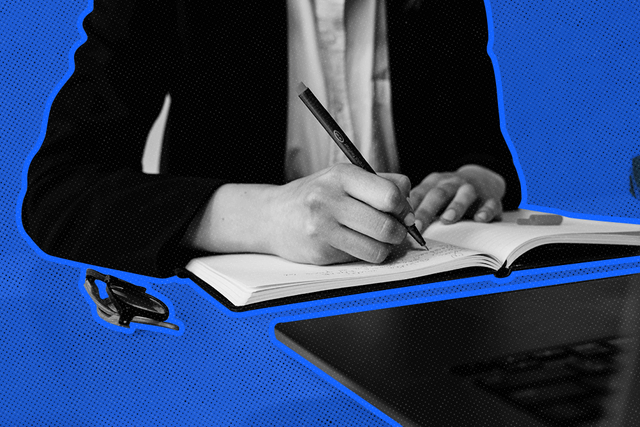 12 LinkedIn Summary Examples We Love (and How To Shine in Yours)