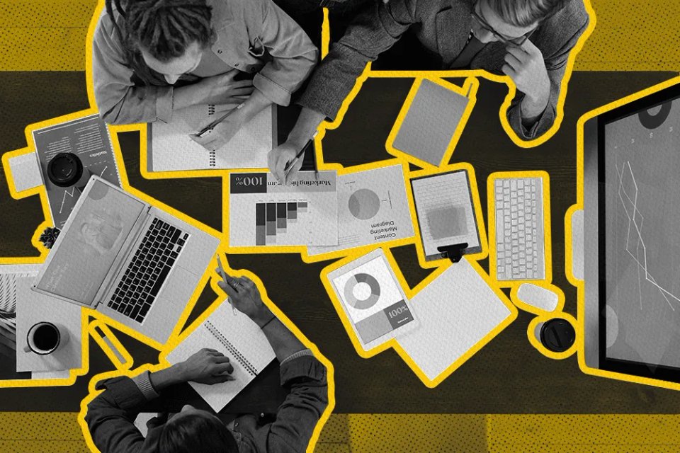 38 Top CRM KPIs & Metrics to Track (and Measure Sales Success)