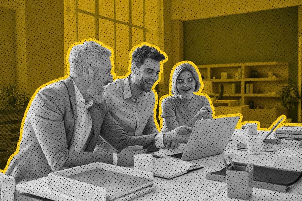 How Can CRM Data Analysis Help You Grow Sales for Your Business?