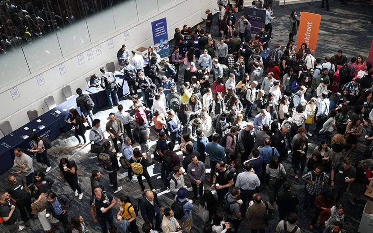 sales-conference-overhead-crowd