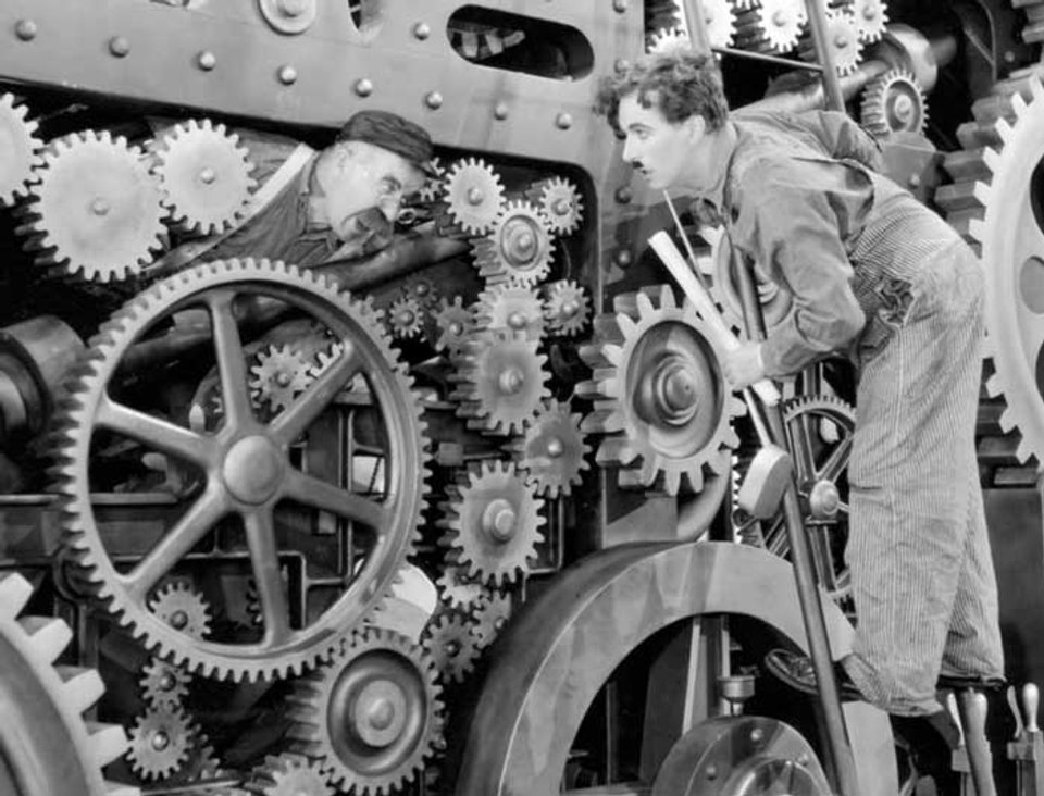 Optimizing Self-Service SaaS Models with Sales Reps
