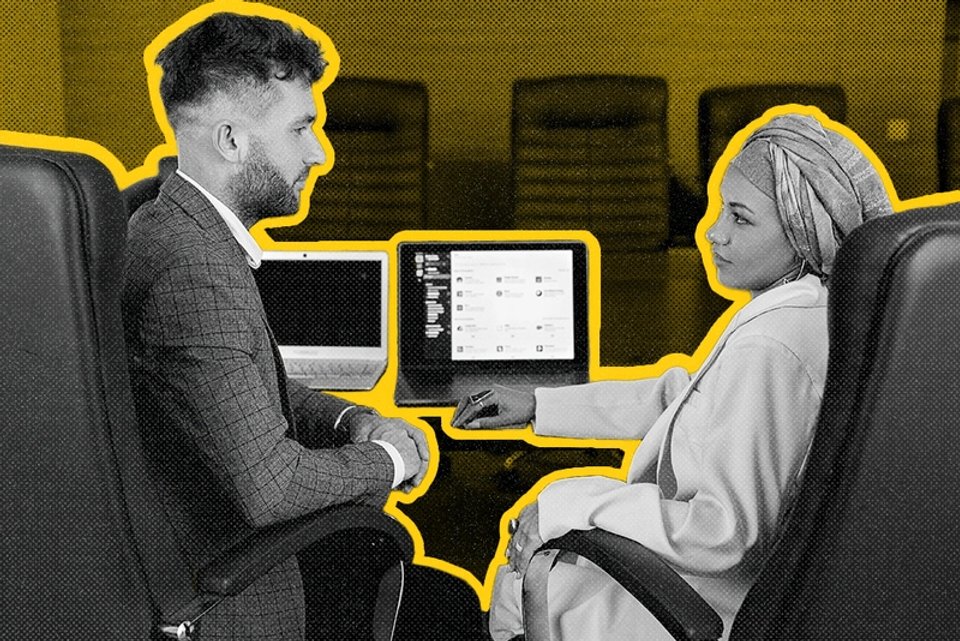 Feeling Generic? Here's How 10+ Coaching Businesses Set Themselves Apart (And How You Can, Too)