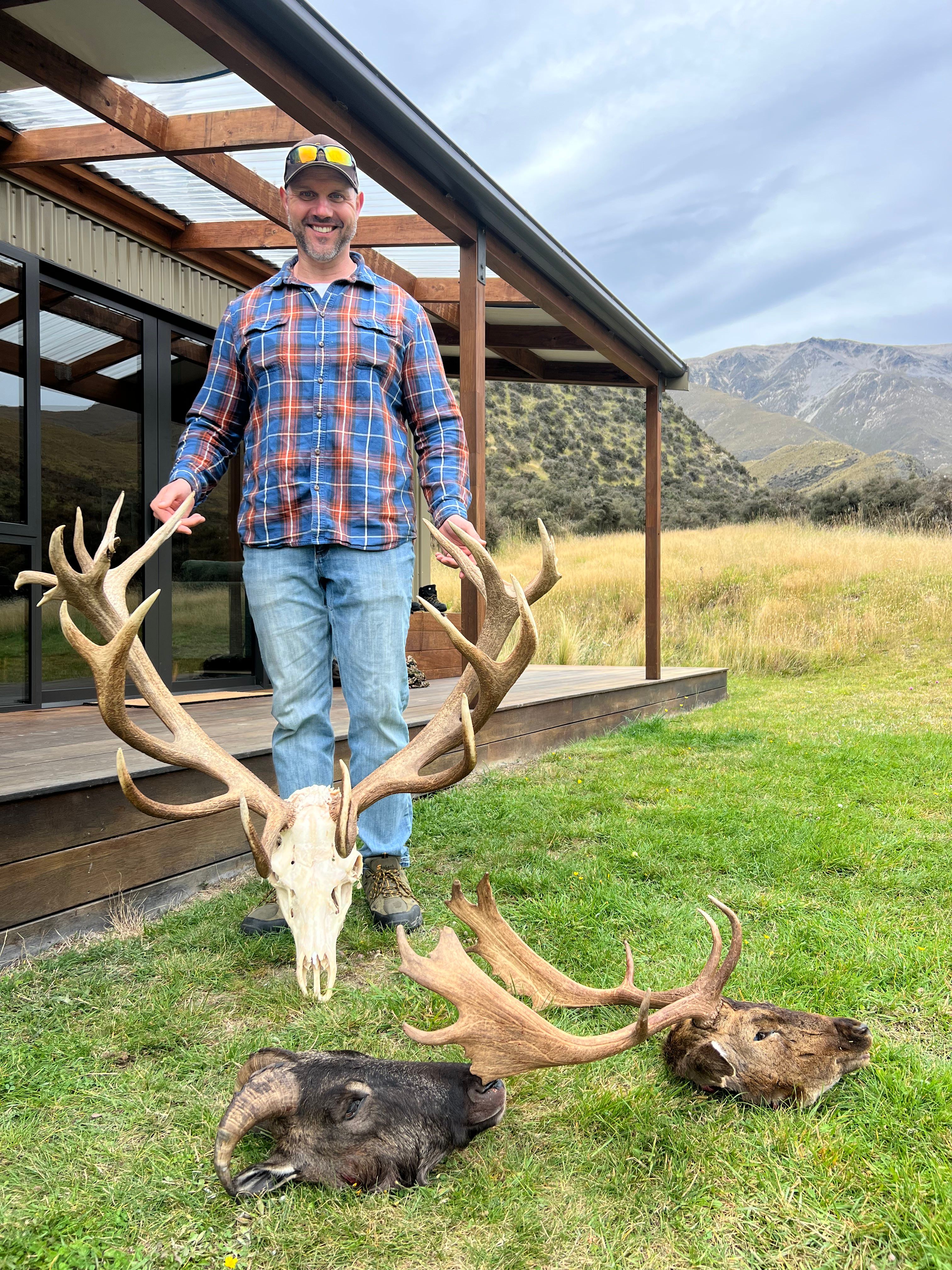 6 Night 7 day Stag, Fallow, Tahr combo hunt