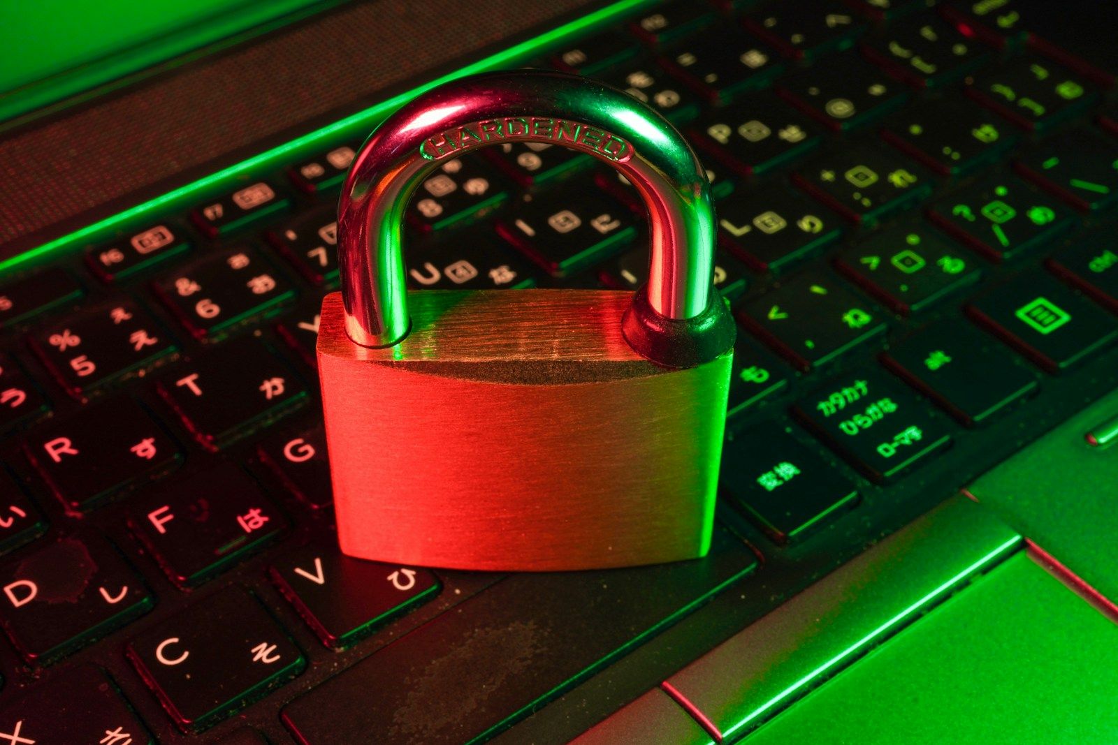 Mengamankan Secrets di Kubernetes dengan Sealed Secrets: Enkripsi Konfigurasi Sensitif di Git