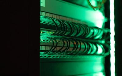 Mengoptimalkan Docker Image dengan Alpine dan Distroless Base Image