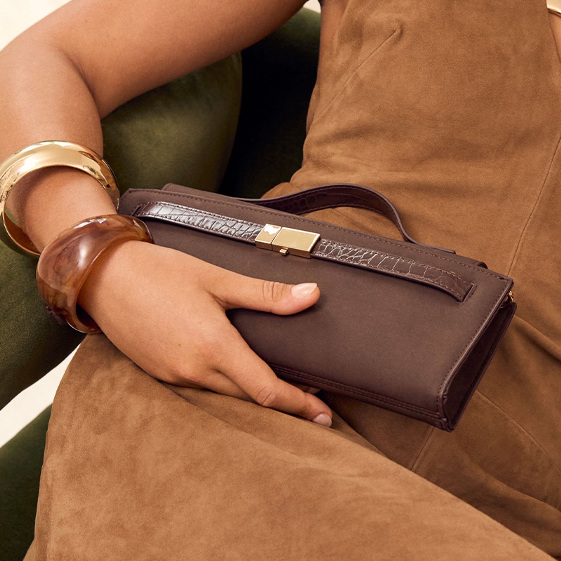 Nine West Womens Chocolate Brown Handbag With Gold Clasp and Croc Texture Strap