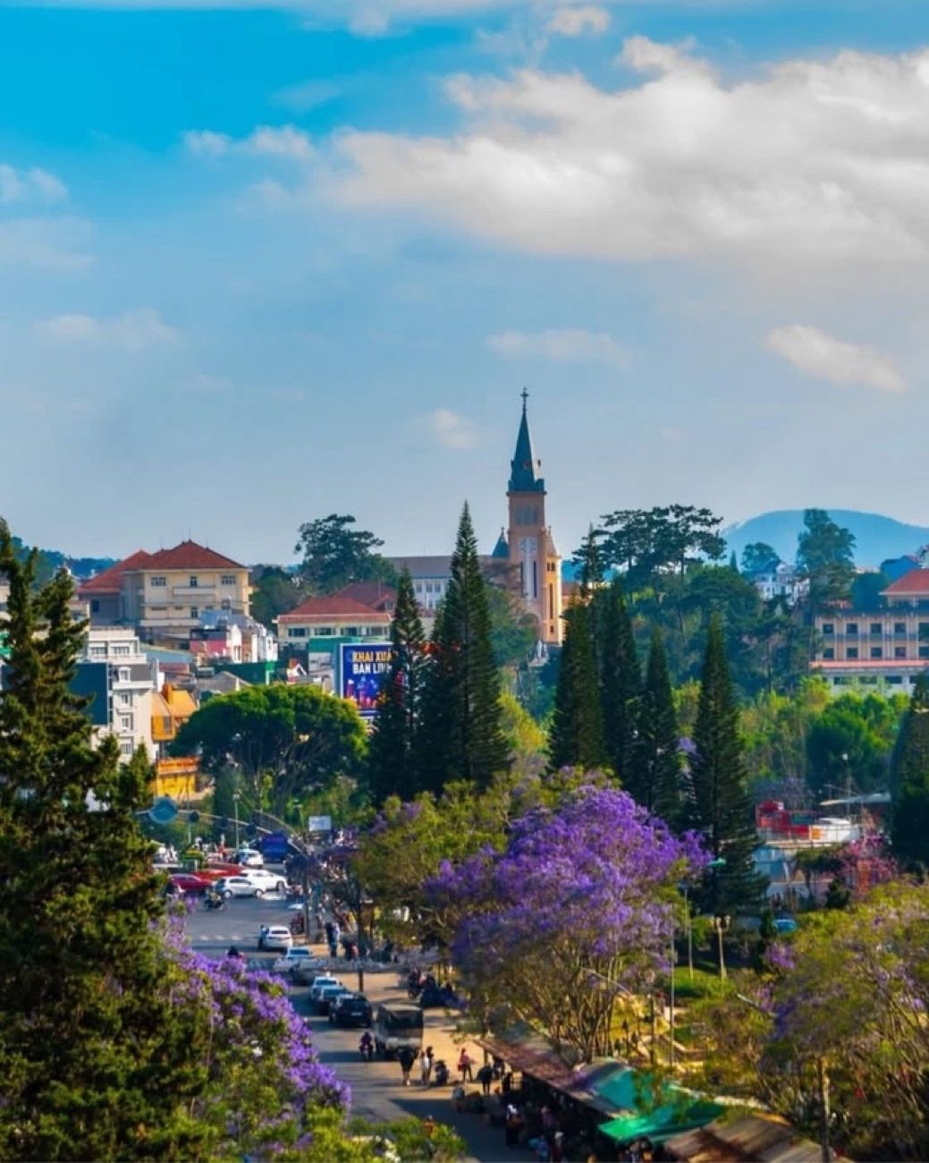 Da Lat — Old town in bloom