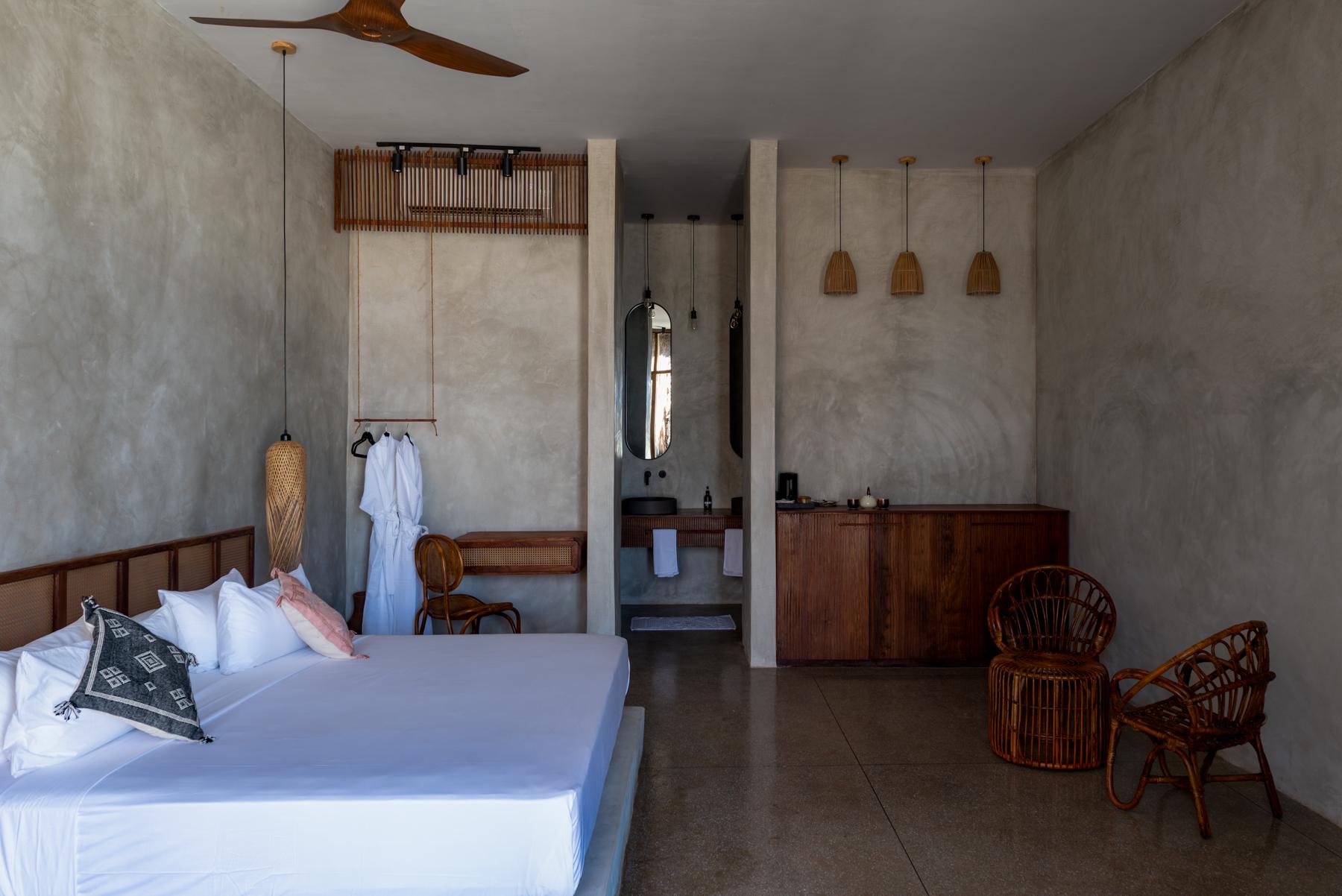 Beachfront Deluxe Suite with Private Garden at Be Zanzibar - photo 4