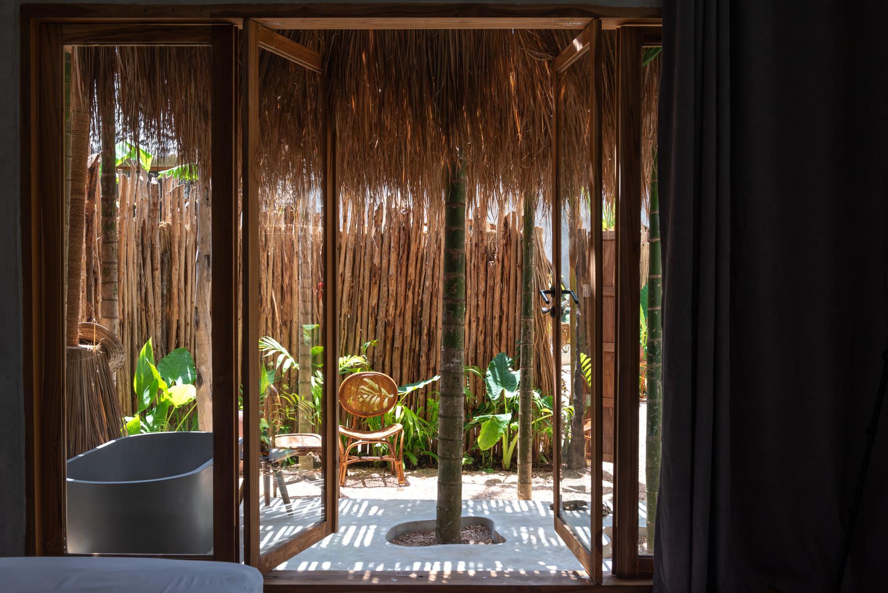 Bungalow with Outdoor Bathtub at Be Zanzibar - photo 2