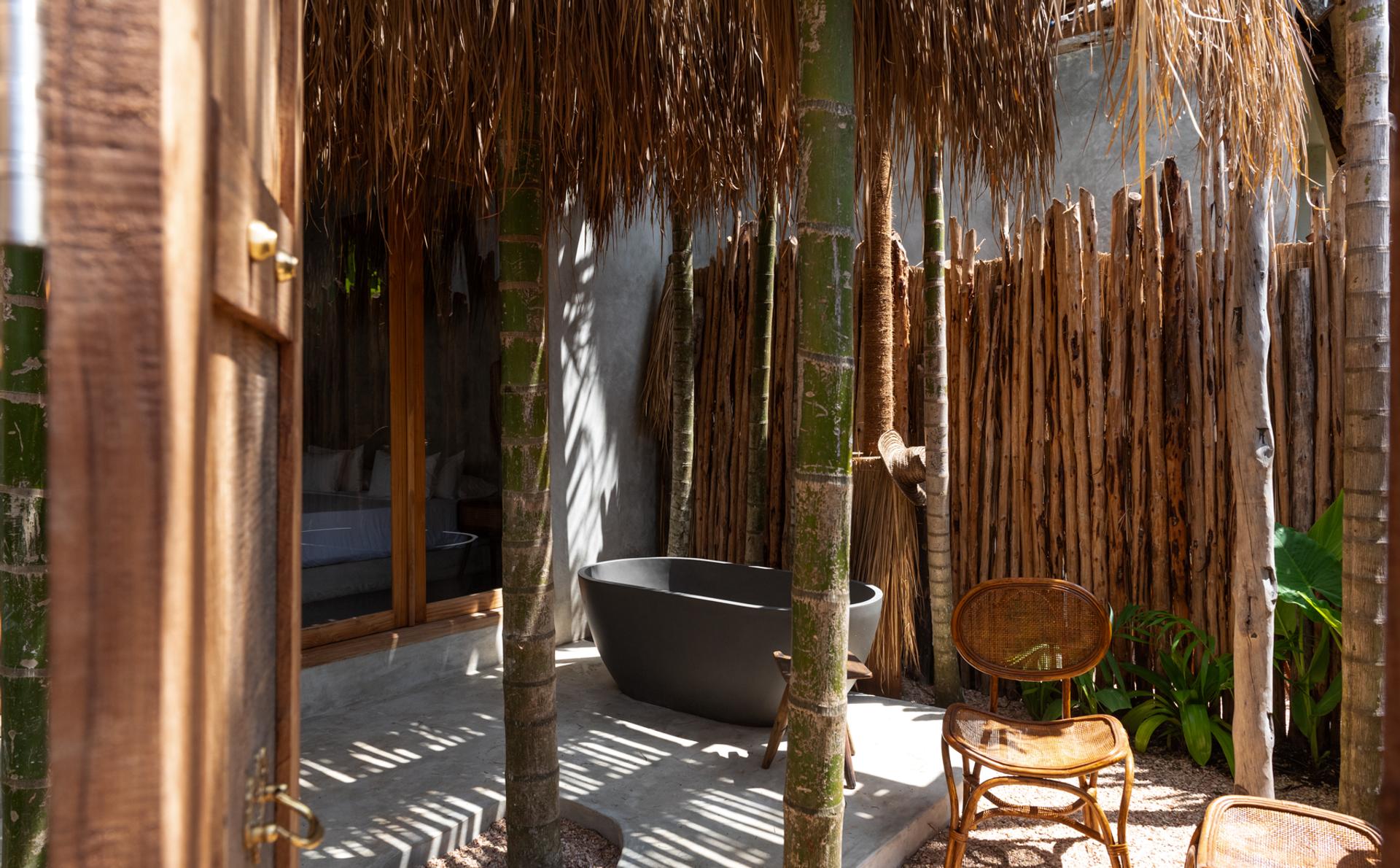Bungalow with Outdoor Bathtub at Be Zanzibar - photo 3