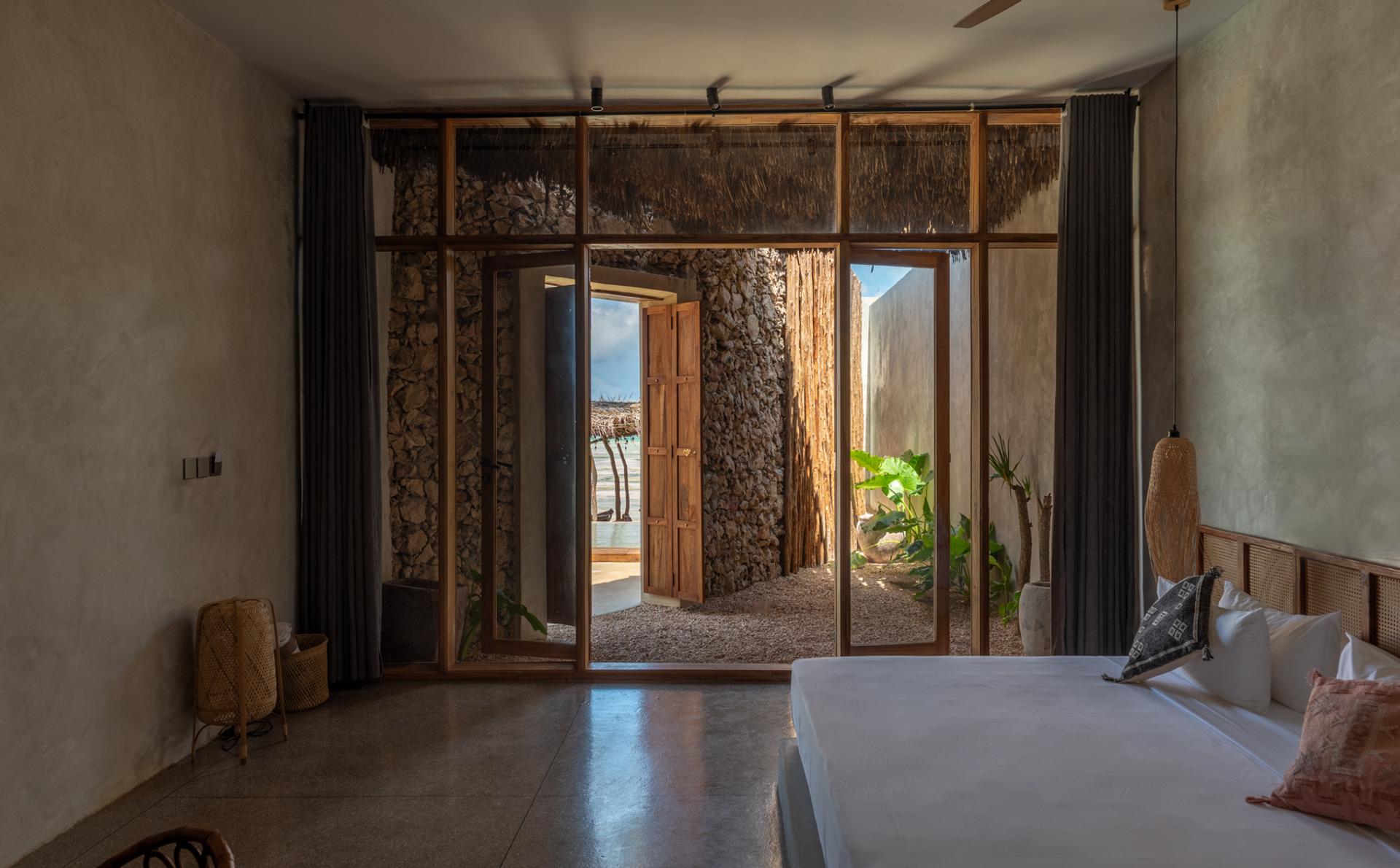 Beachfront Deluxe Suite with Private Garden at Be Zanzibar - photo 7