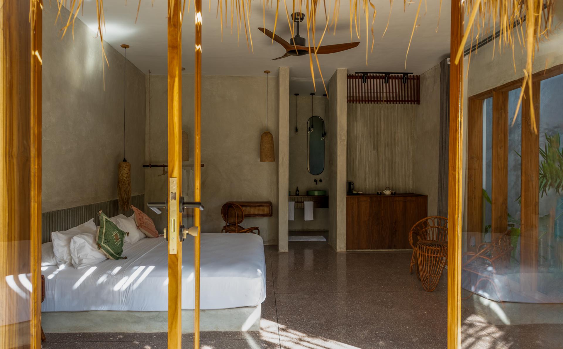 Hawaiian Deluxe Room at Be Zanzibar - photo 3