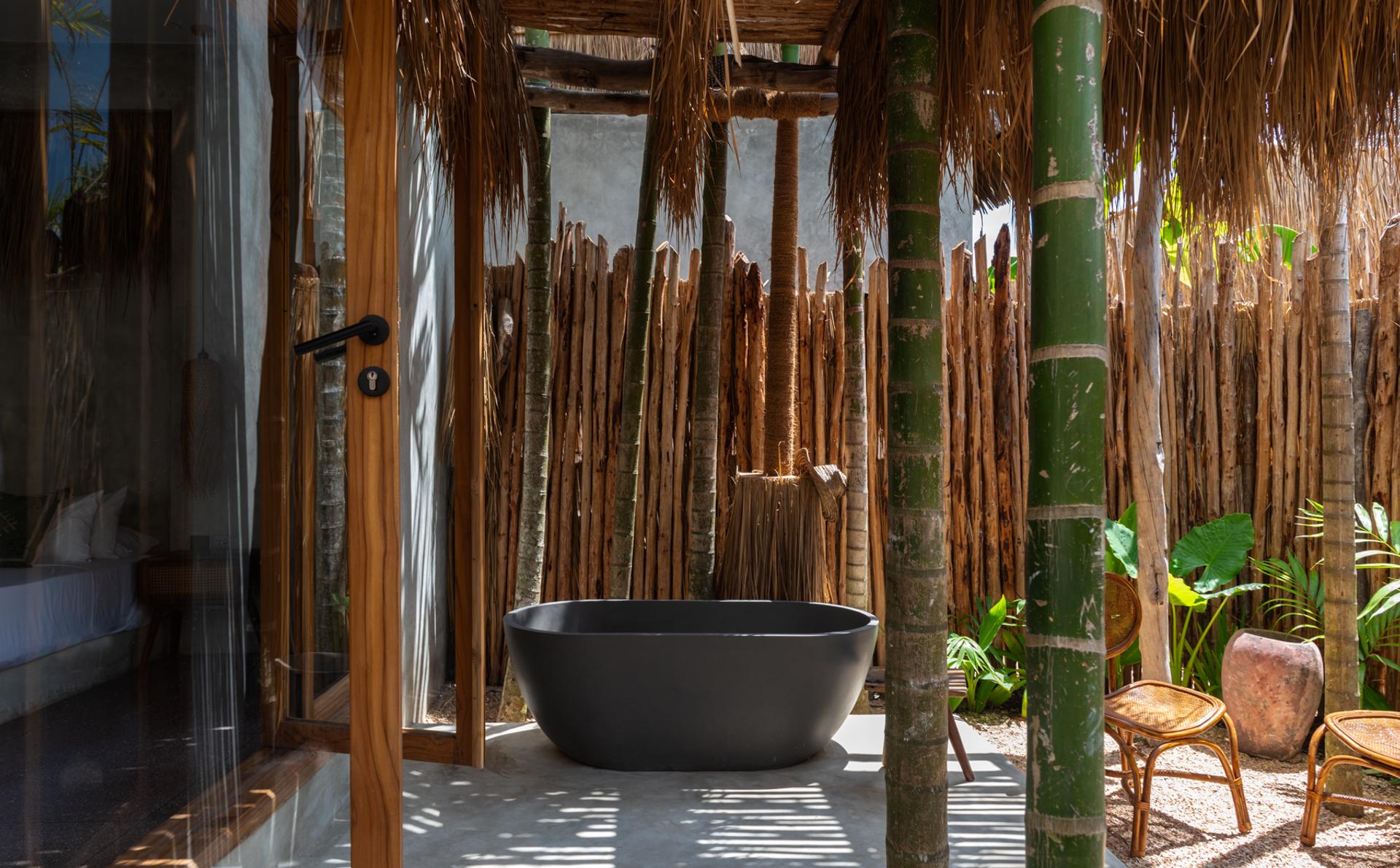 Bungalow with Outdoor Bathtub at Be Zanzibar - photo 5