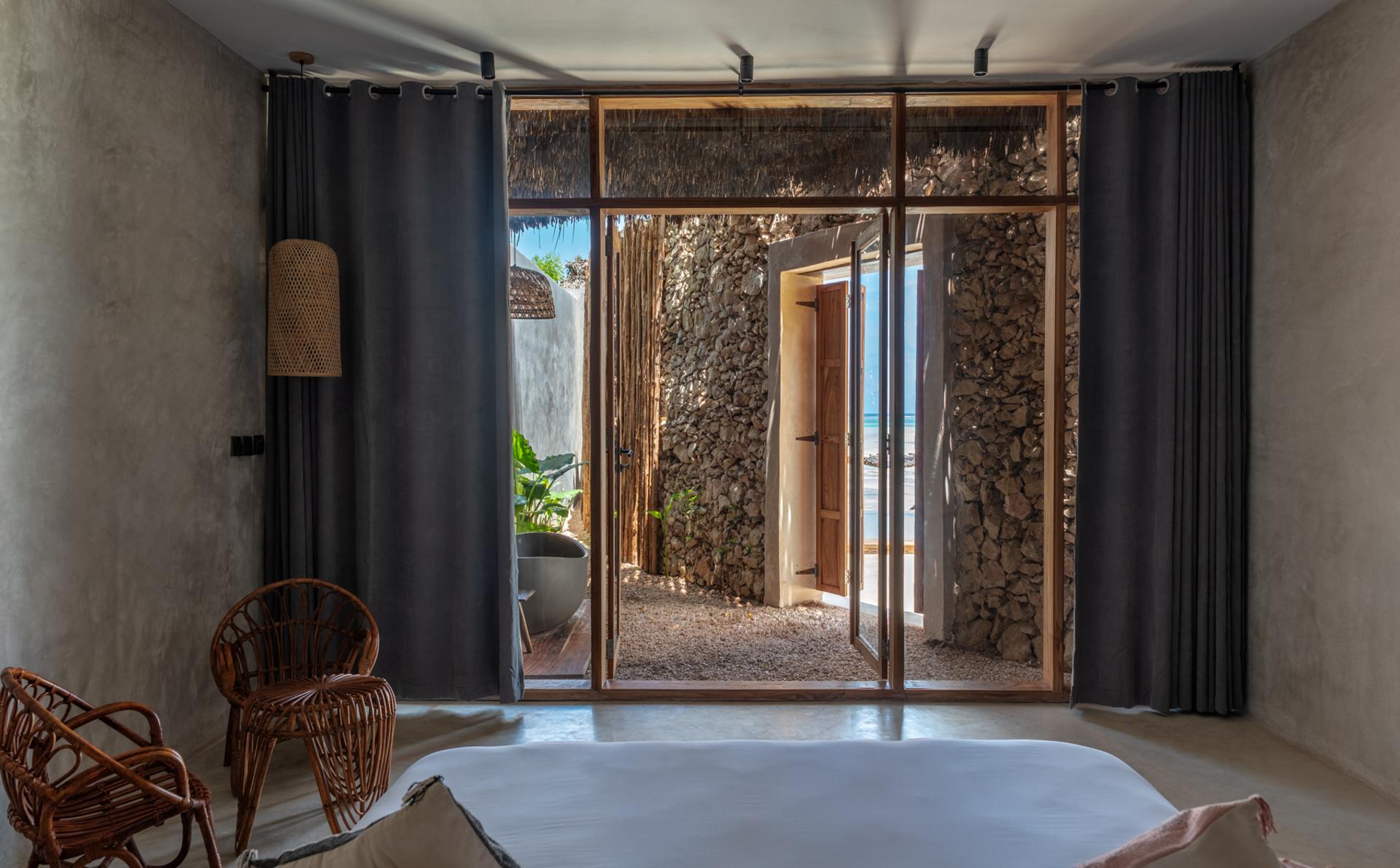 Beachfront Deluxe Suite with Private Garden at Be Zanzibar - photo 2