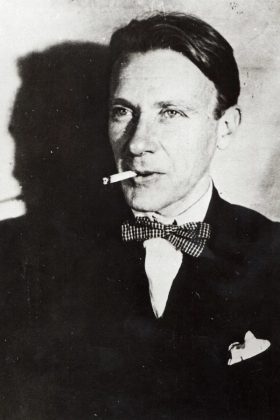 Mihail Bulgakov’un 1923 tarihli siyah-beyaz portresi