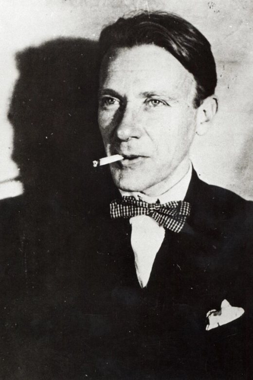 Mihail Bulgakov’un 1923 tarihli siyah-beyaz portresi