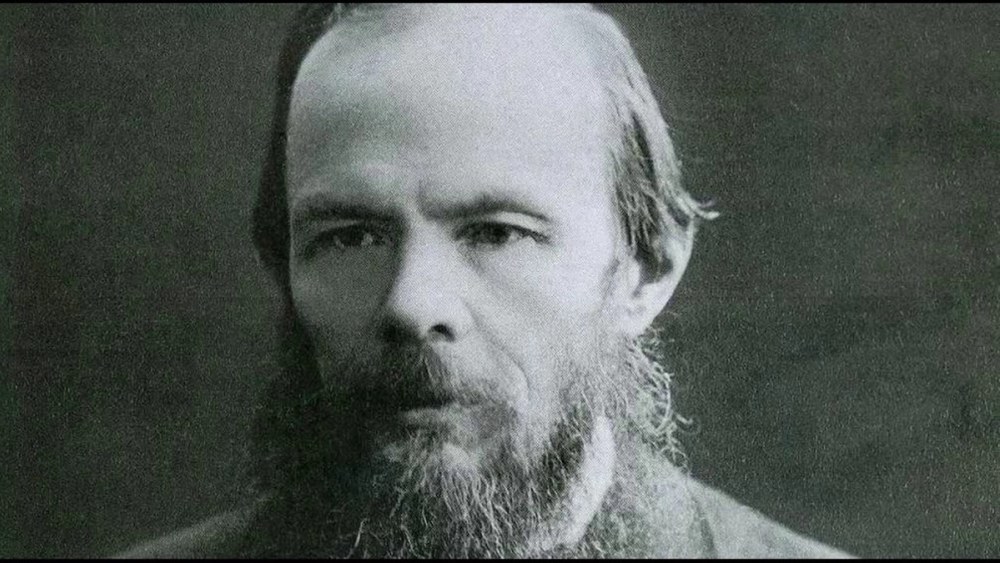 Fyodor dostoyevski siyah beyaz portre