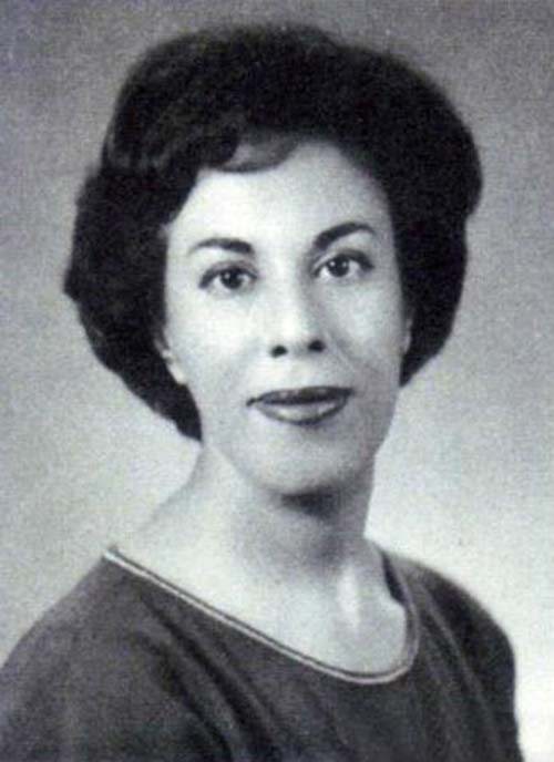 Simin Daneshvar’ın siyah-beyaz portresi