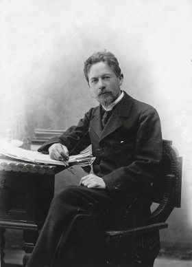Anton Çehov’un 1889 tarihli siyah-beyaz portresi