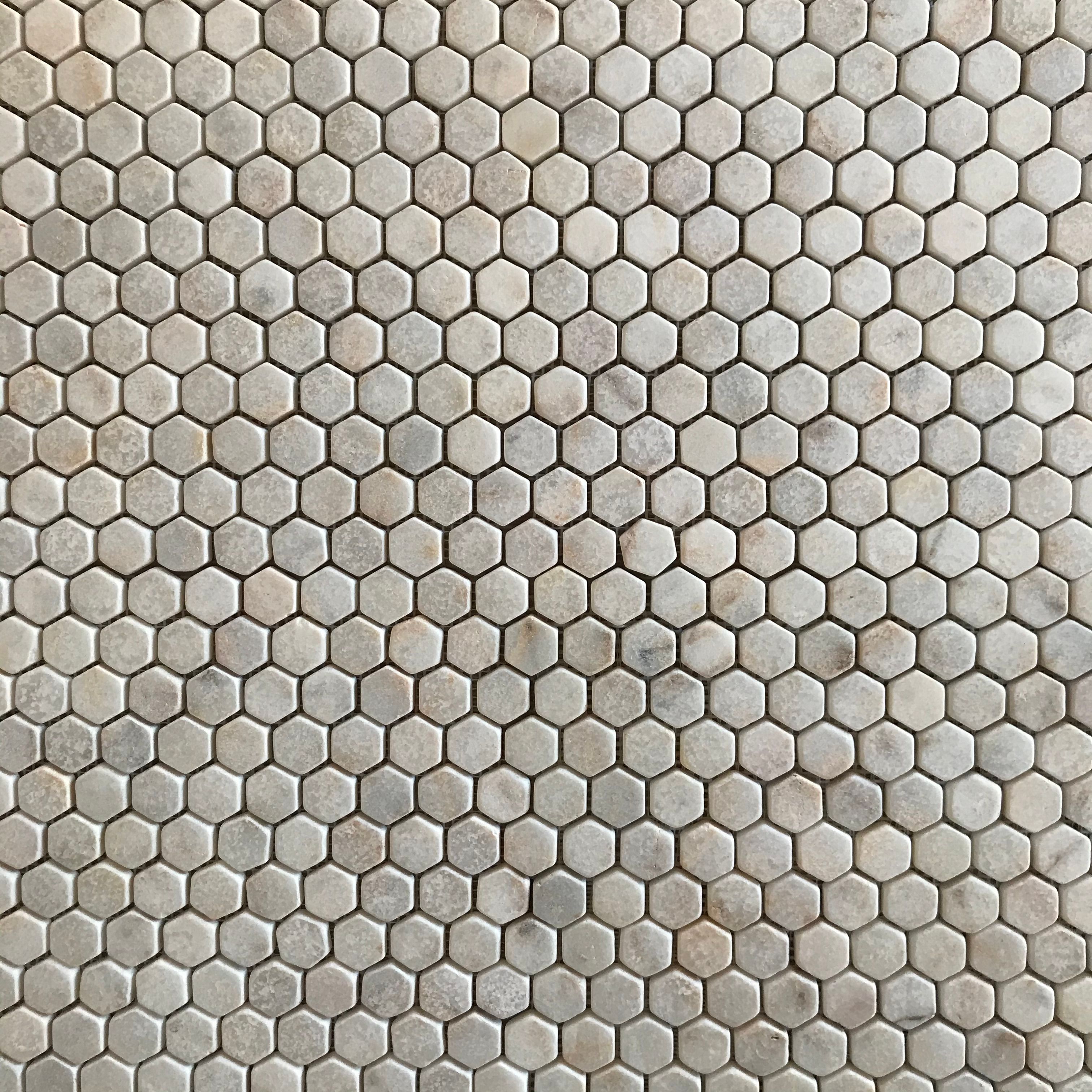 Tumbled Calacatta Sugar marble hexagon mosaic tile in gold, amber and ochre thumbnail 2