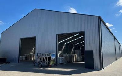 Hale namiotowe stalowe – Materiały i izolacja