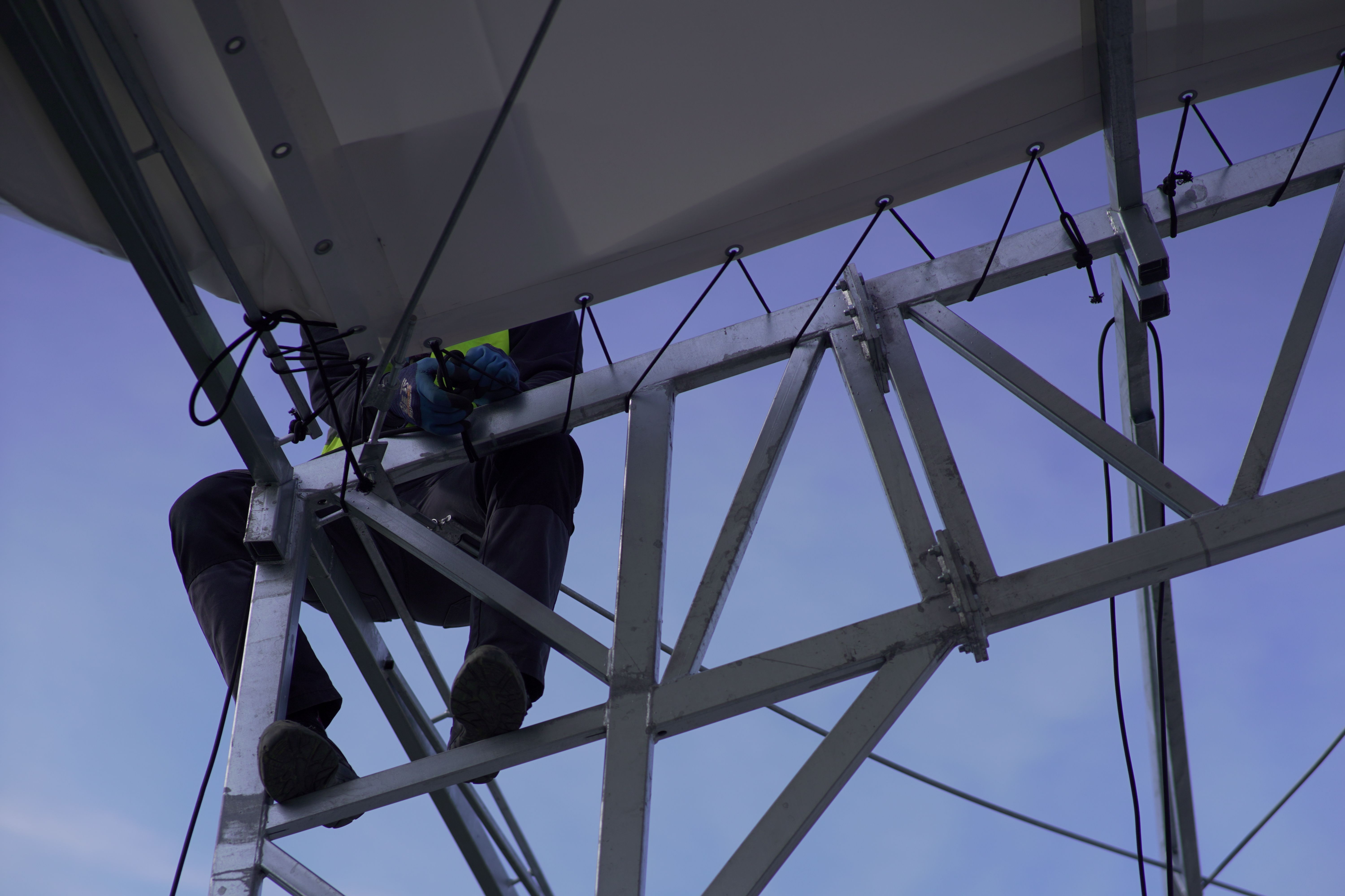 Dlaczego warto wybrać halę namiotową całoroczną?