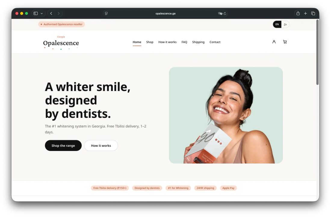 English view of the home page on desktop