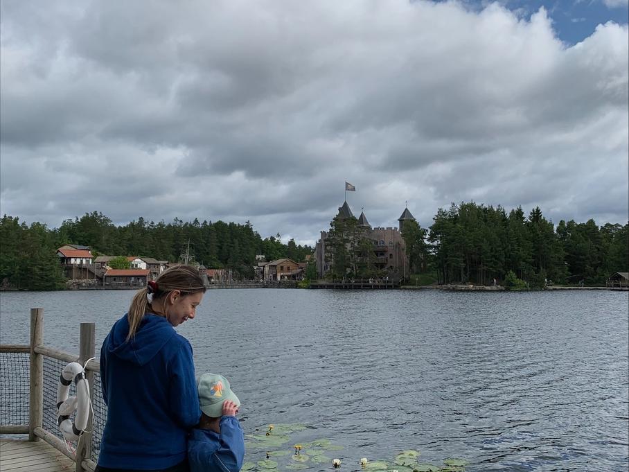 Mor og barn Abra Havn.jpeg