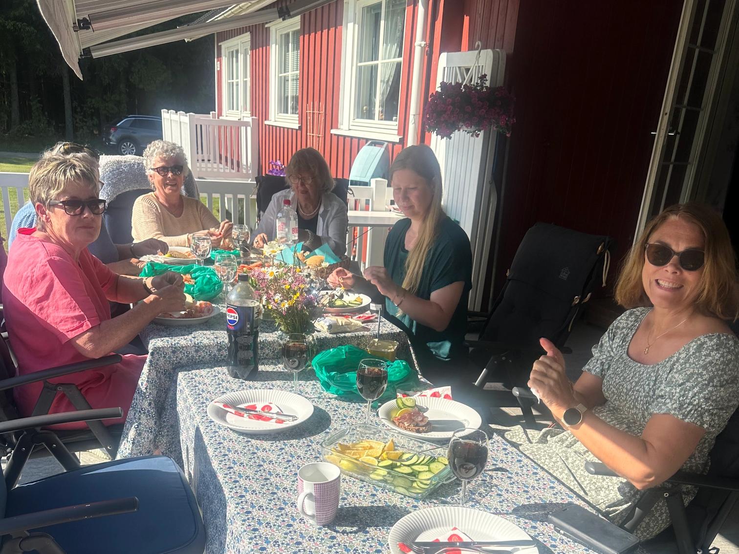 sommeravslutning hos Marit .jpeg