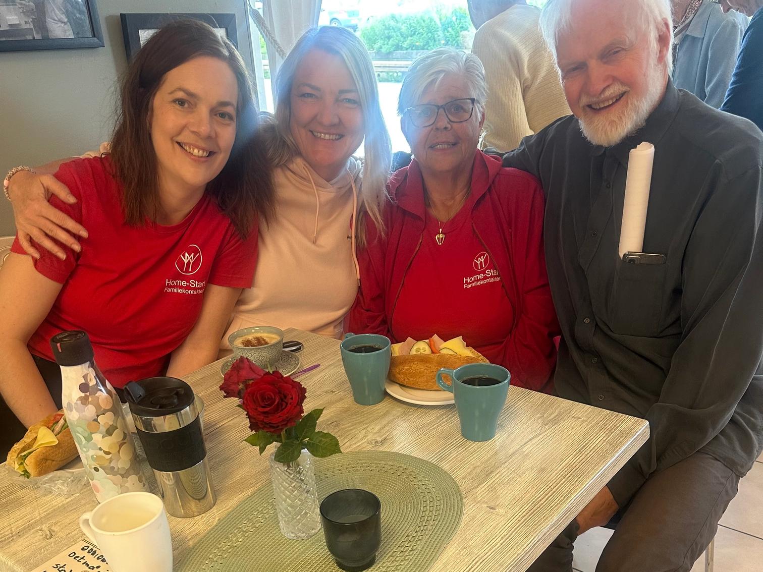 vi feirer at vi ikke ble avviklet 170625.jpeg