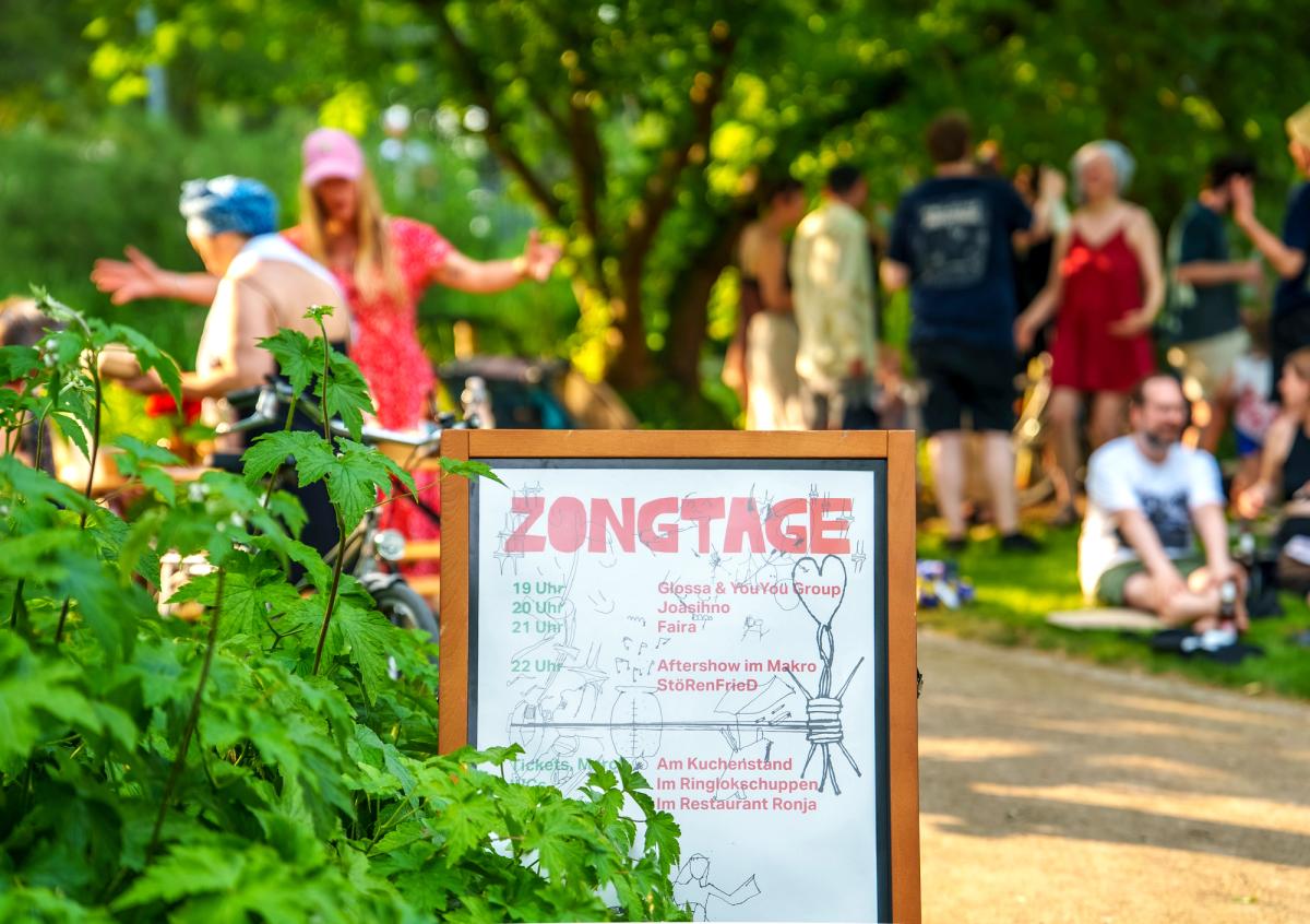 Fotos vom Auftakt im Park