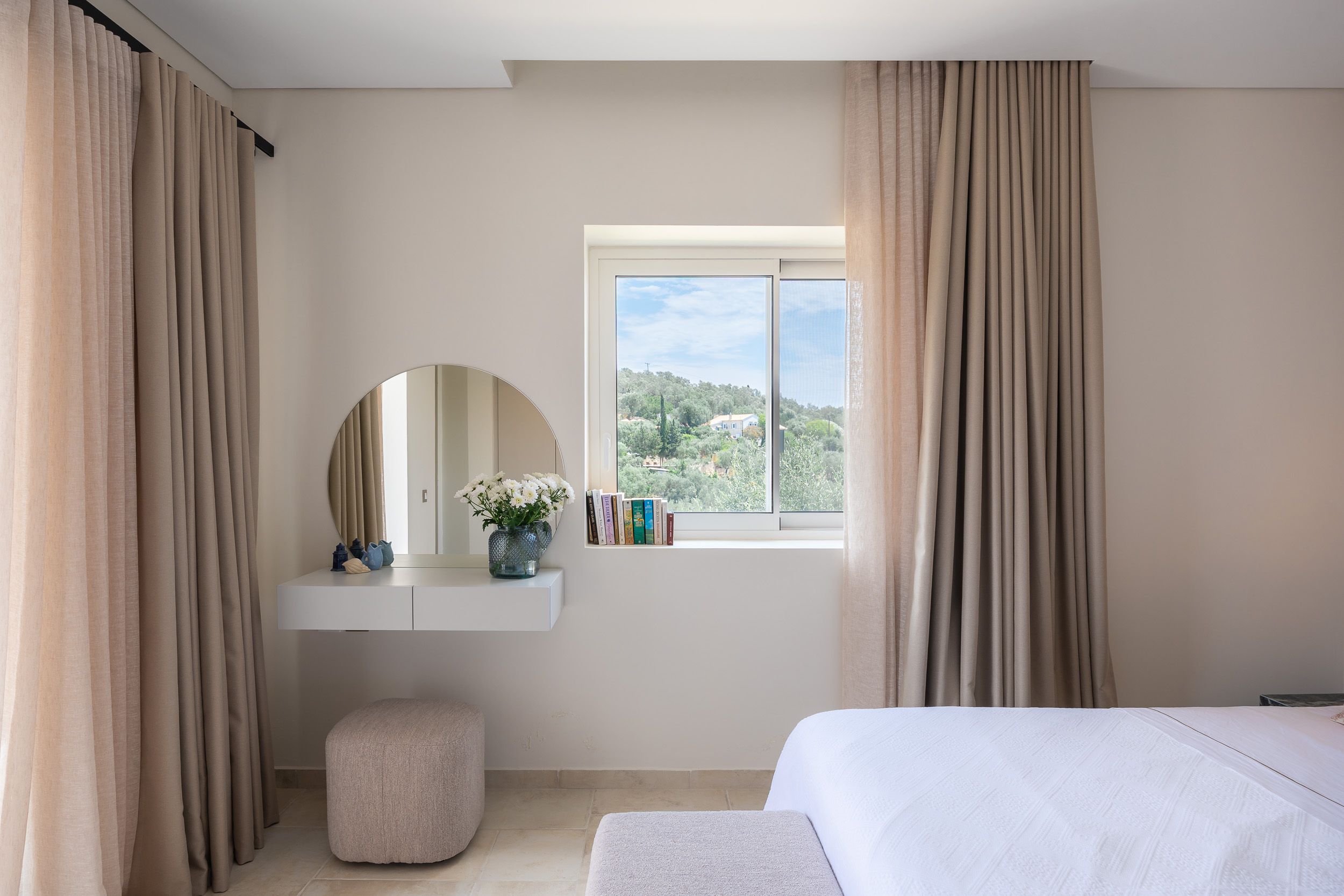 Aelia Paxos Villa