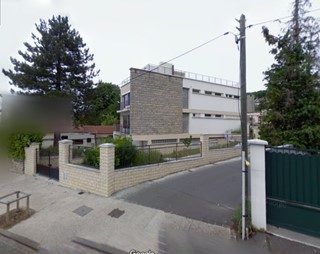 Petit collectif rue des Rosiers
