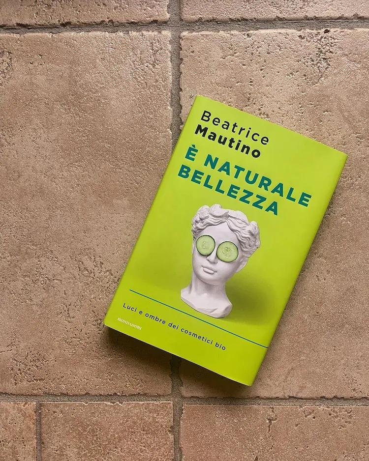 copertina libro di è naturale bellezza