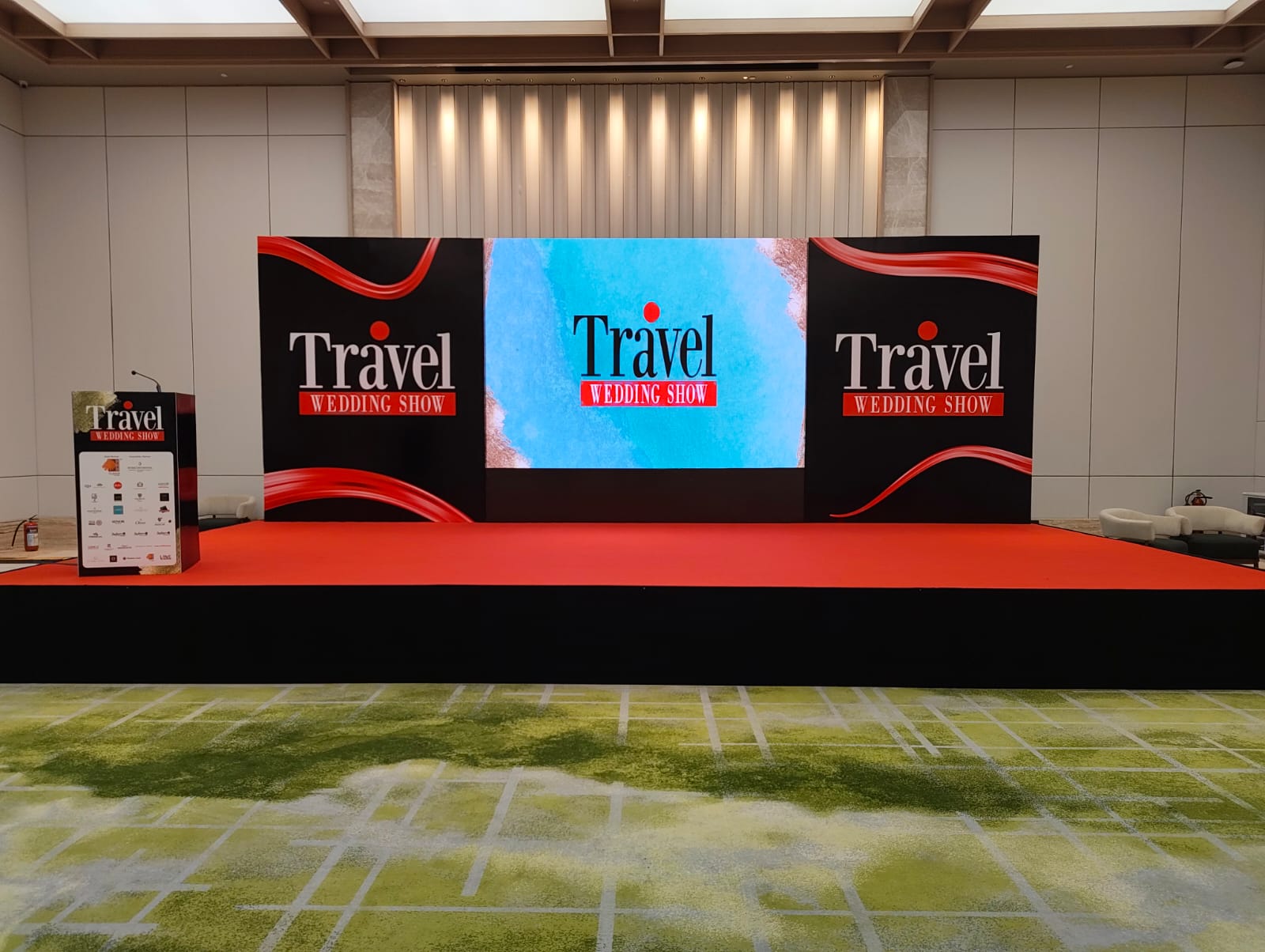 Intercontinental LED stage