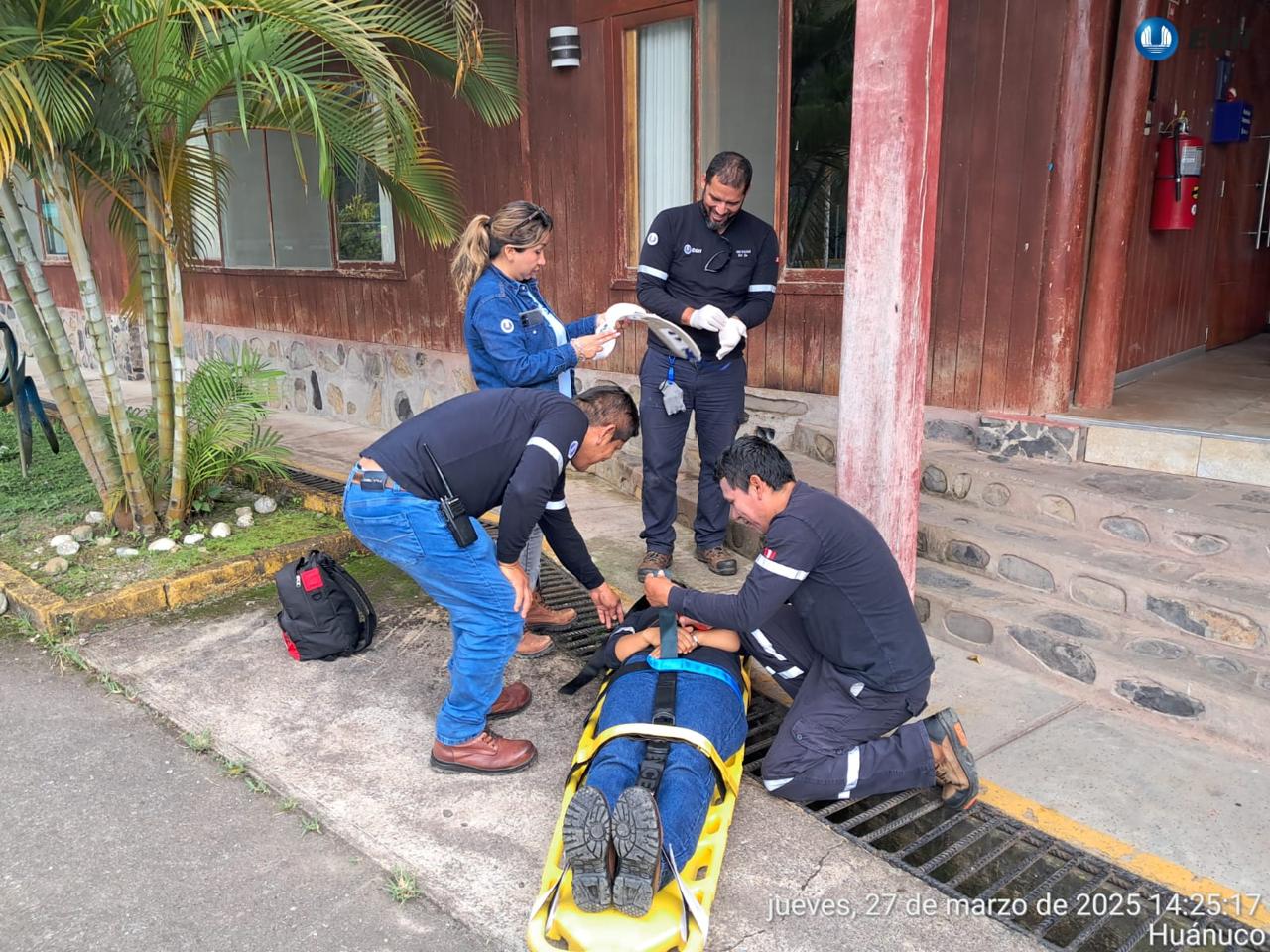 Simulación de primeros auxilios y evacuación