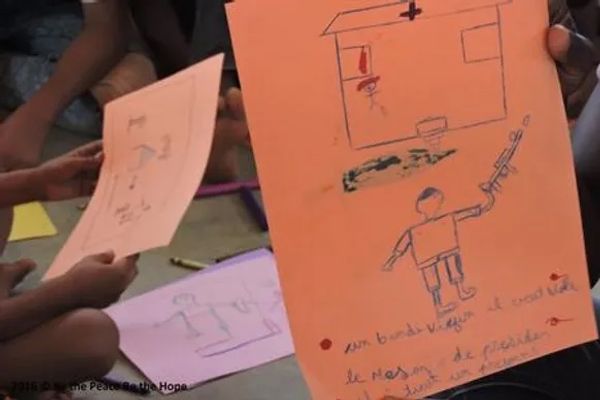 A child’s drawing of a scene of war