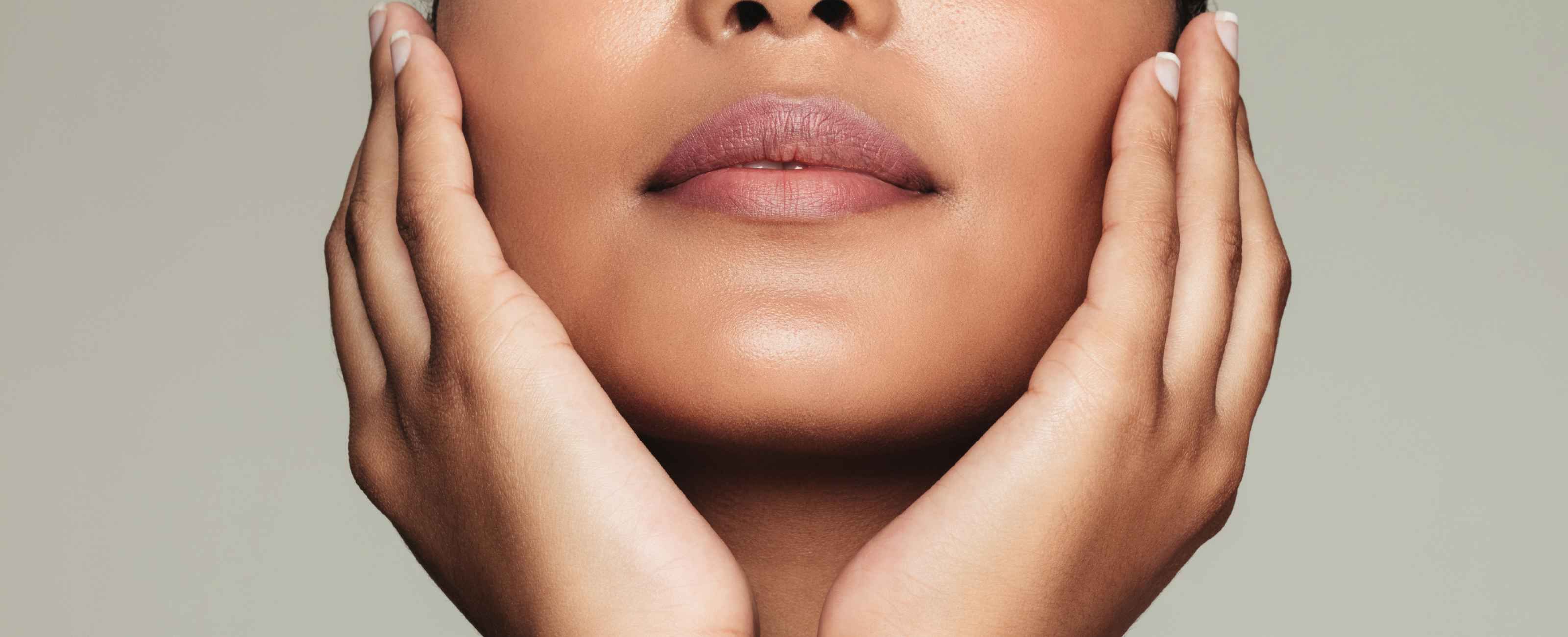 رازهای پوست سالم و شاداب — راهنمای کامل مراقبت روزانه از پوست